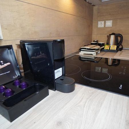 City Break Metro Ambelokipi アテネ エクステリア 写真